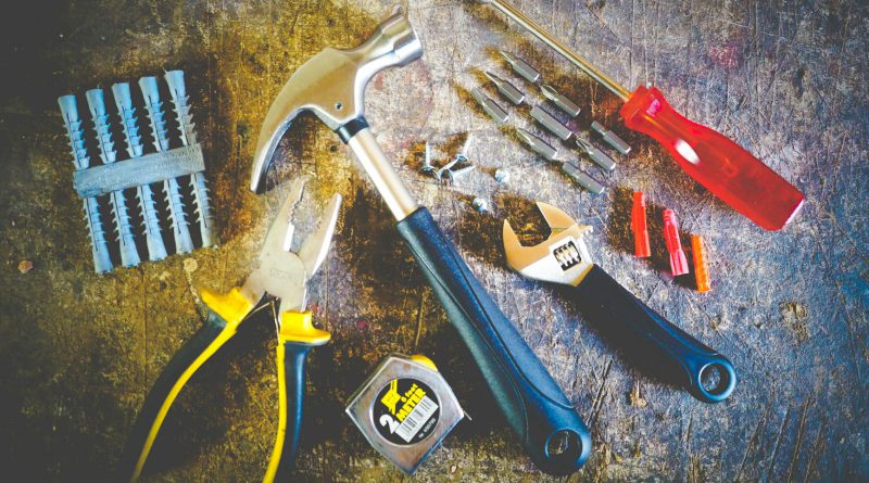 2. Narzędzia budowlane: TOP 10 narzędzi dla majsterkowicza